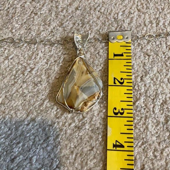 Handmade stone necklace. - Picture 4 of 4